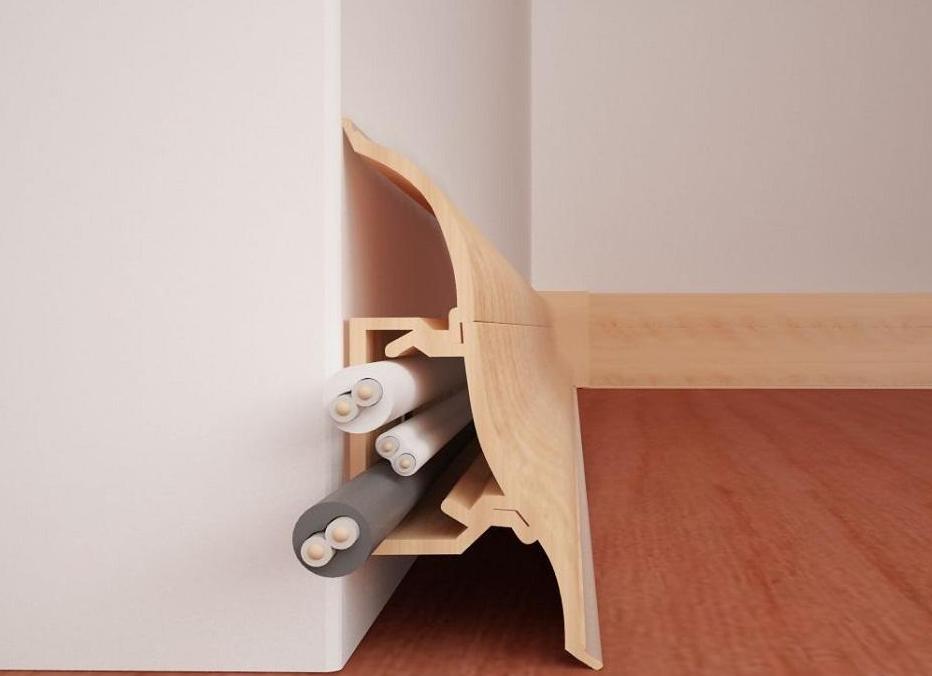 Как спрятать электропроводку в плинтусе и другие провода?